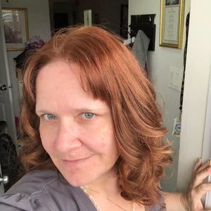 Meet your Posher, Crystal